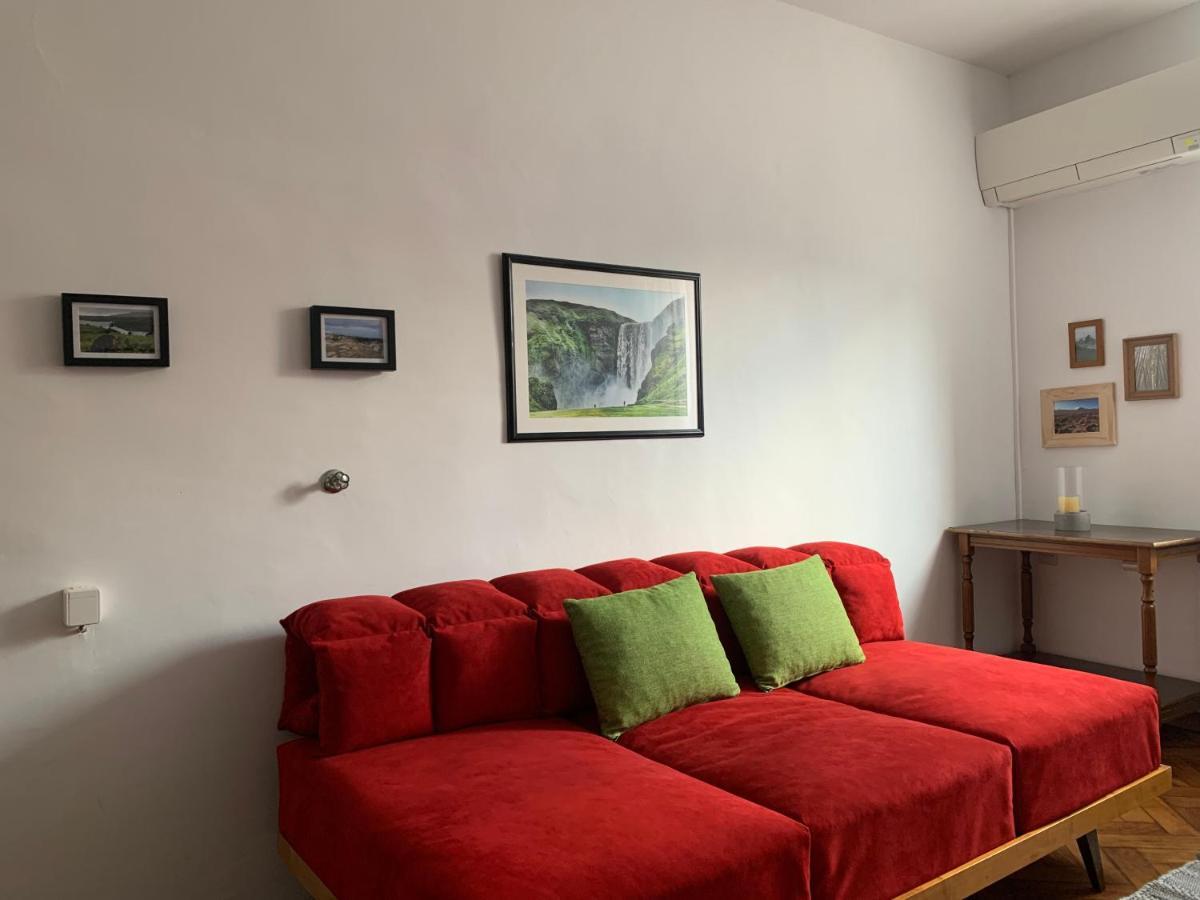 New Episode - Apartment With Private Parking 卢布尔雅那 外观 照片